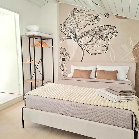 Mj Apartment *